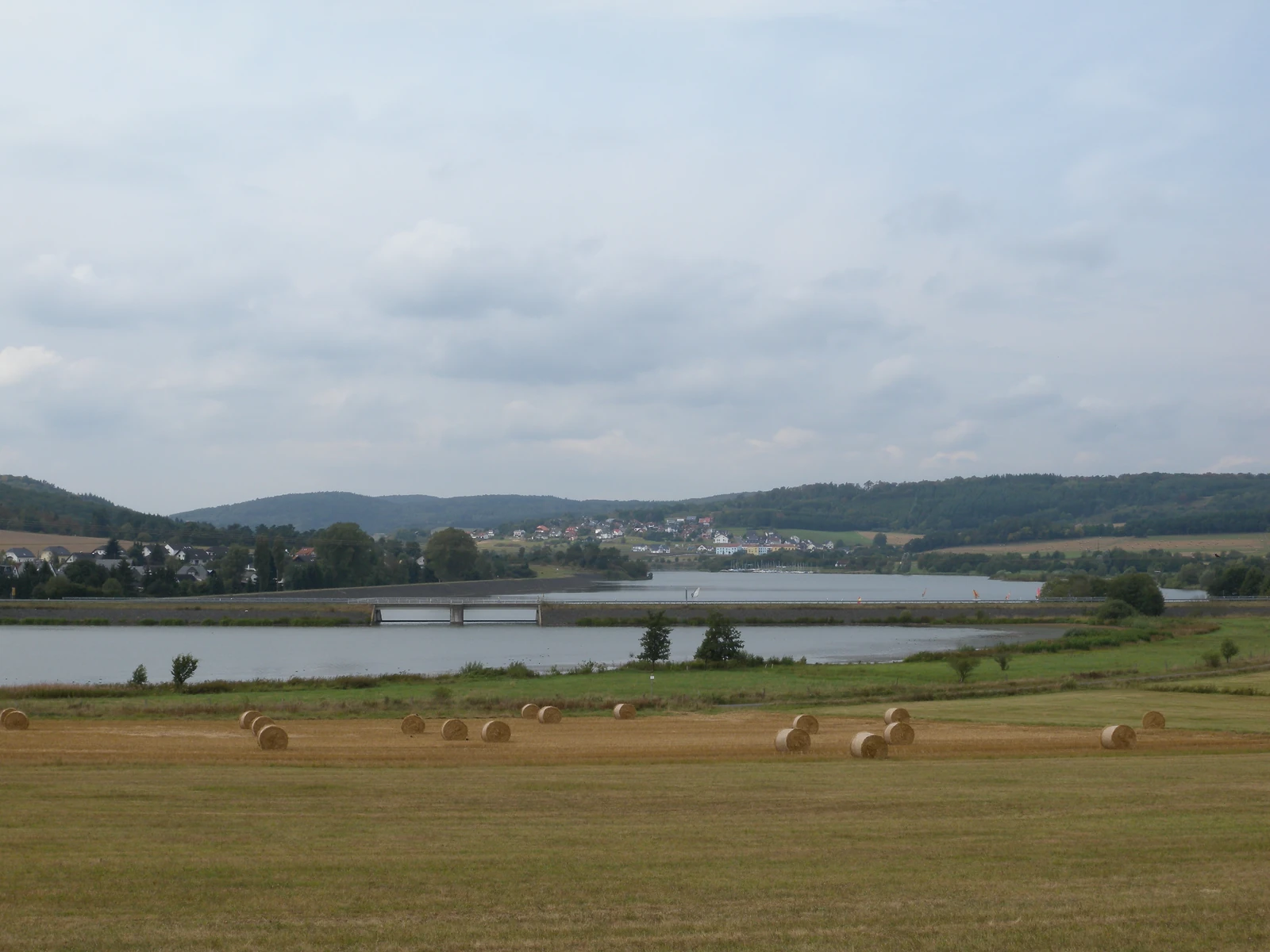 Bischoffen am Aartalsee