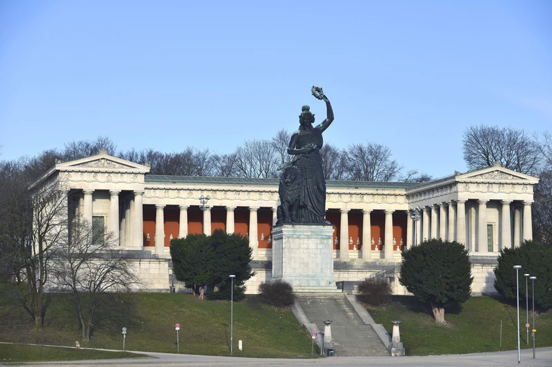 Ruhmeshalle und Bavaria