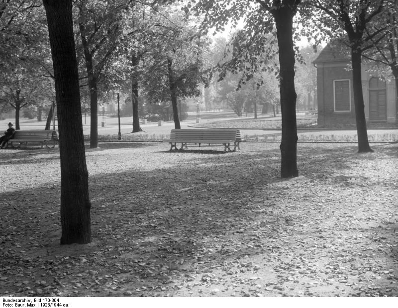 Wochenmarkt am Bassinplatz